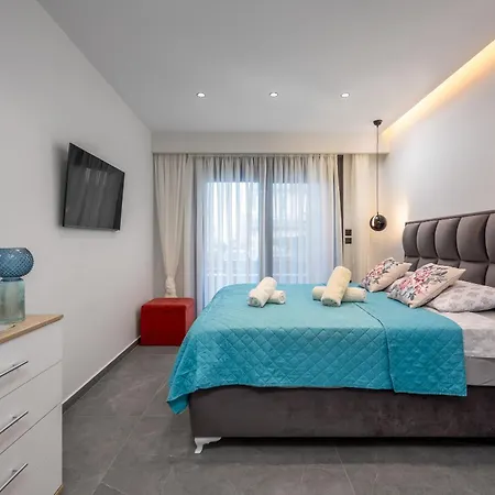 Lavender Luxury In Rhodes Apartmán